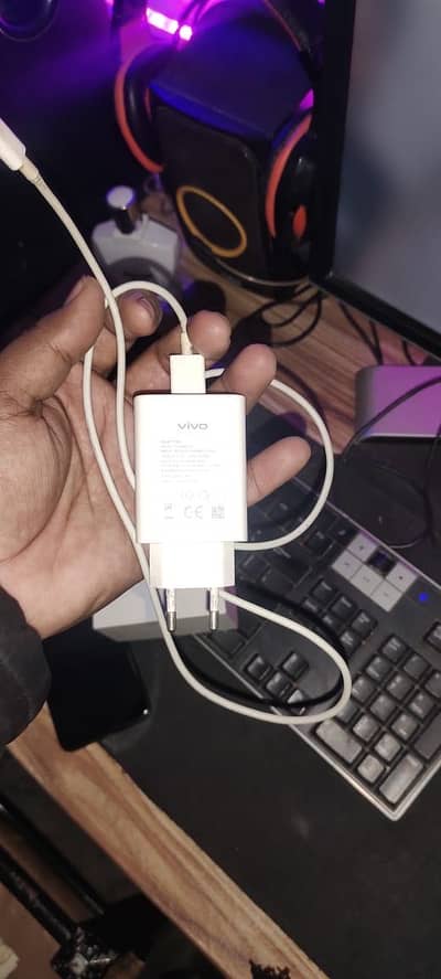 VIVO Y30 4/64 complete box