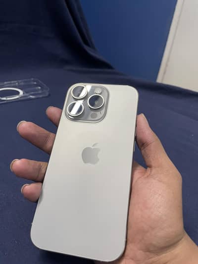 IPHONE 16 PRO 512GB FACTORY UNLOCKED WITH BOX