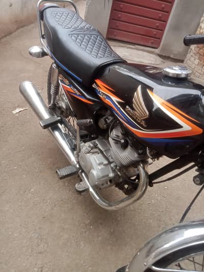 Honda CG 125 motorcycle