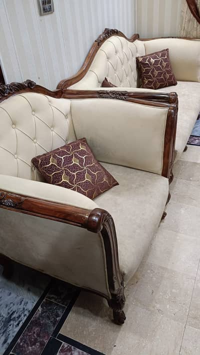 Sofa Set for Sale