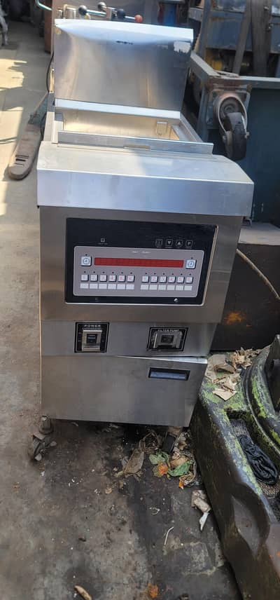 Fryer / commercial fryer