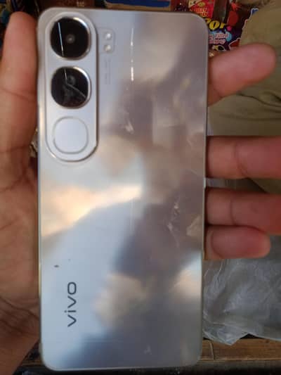 Vivo y200