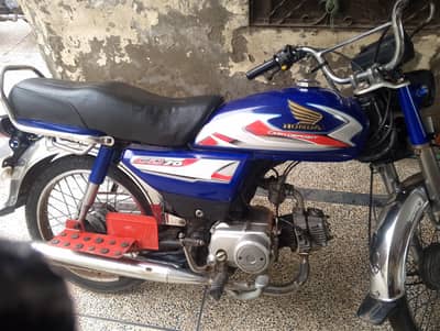 Honda CD 70 2012 model