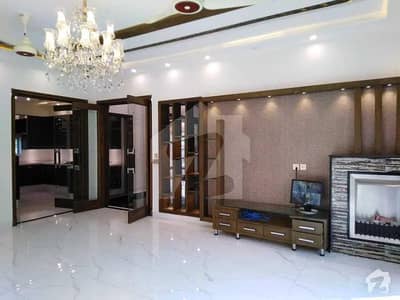 1 Kanal Brand New Luxury House Available For Sale In Bahria Town Lahore.