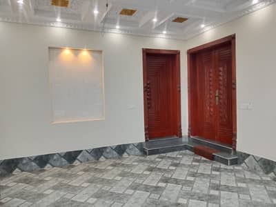 10 MARLA BARND NEW UPPER PORTION FOR RENT IN JUBIEEL TOWN