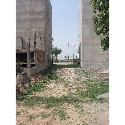 4 MARLA COMMERCIAL PLOT ON MB PHASE 6 DHA LAHORE