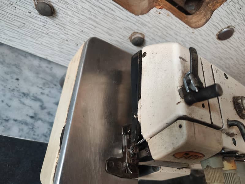 Over Lock Machine 0