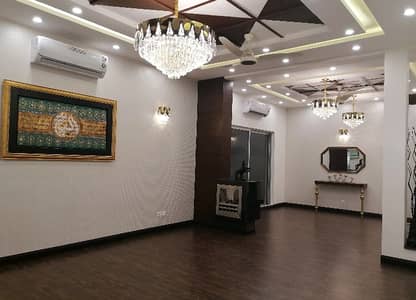 1 Kanal House Available In DHA Phase 5 For sale