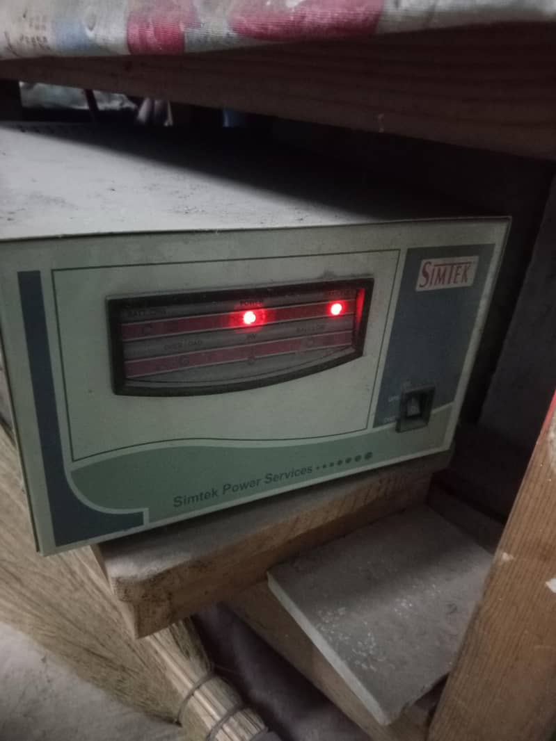Simtek UPS 2