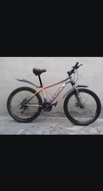 Gear cycle Good condition  and sporty look.