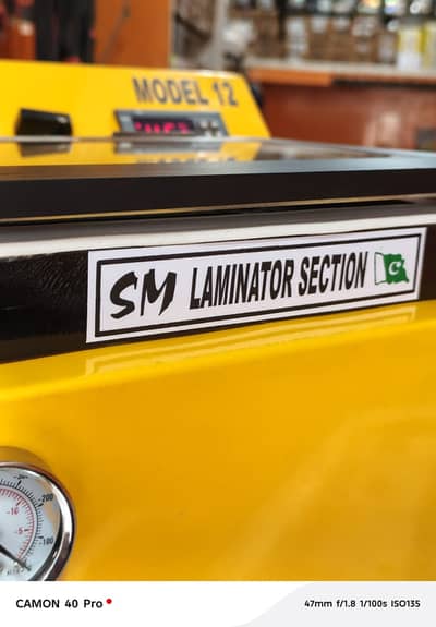 SM Model 12 Automatic OCA Machine – Laminator & Debubbler (14x14)