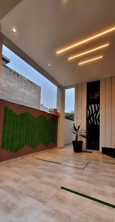 A Spacious 3 Kanal Lower Portion In Model Town