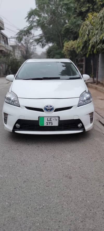 Toyota Prius 1.8 Model 2010 Registered 2014