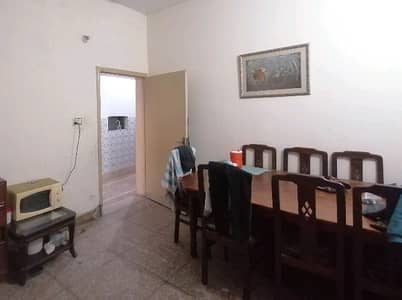 10 Marla House For Sale Available In Allama Iqbal Town