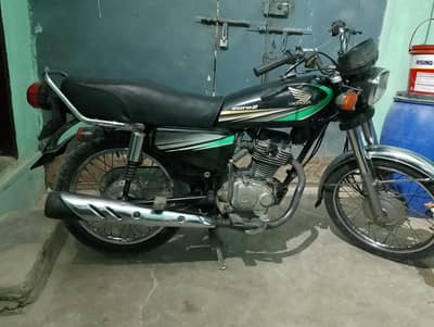 honda CG 125cc karachi registration.