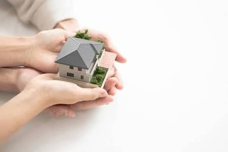 Male/Females staff required