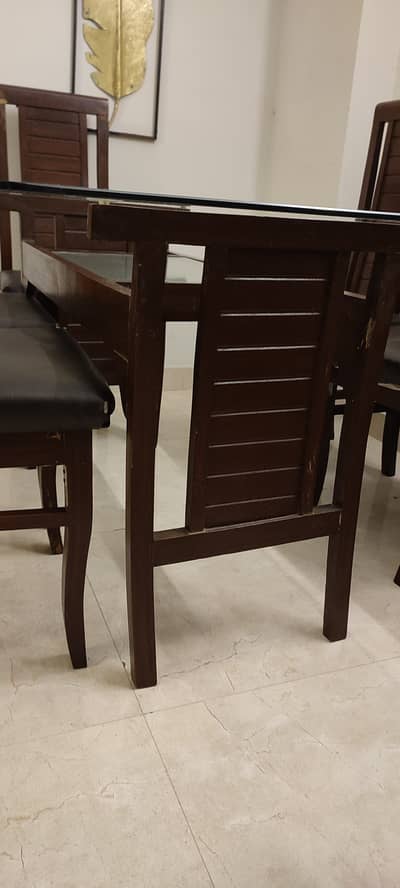 6 seater dining table and chairs