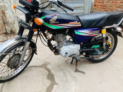Honda 125/2014 MODEL. . .