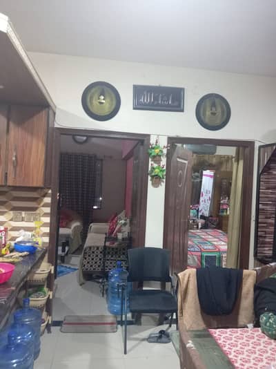 Prime Location North Nazimabad - Block F Flat Sized 1450 Square Feet For sale