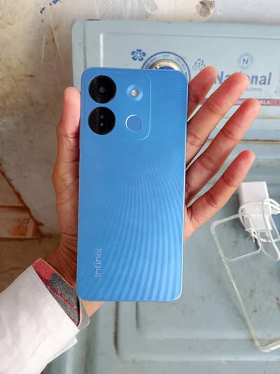 Infinix smart 7 HD memory 4 /64 GB complete box