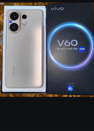 Vivo v 60 5G 12GB  256 GB Snapdragon 7 Gen4 100x zoom 6500 mah battery