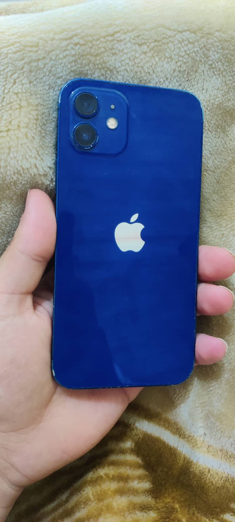 Apple iPhone 12 7