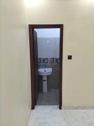 200,240 gz portion for rent mint condition