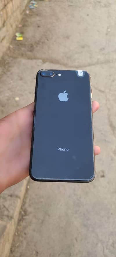 I phone 8 plus non Pta 64 GB battery health 89 phone 03199113612