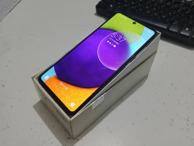 Samsung A52 8/128 with box