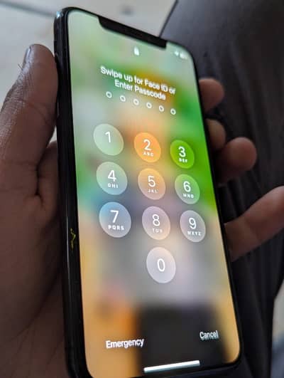 Iphone xs 64gb 80% health non pta jv miner glass crack