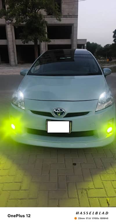 Toyota Prius 2010/14 (95% Genuine) Car| Prius 2010 Auto For Sale