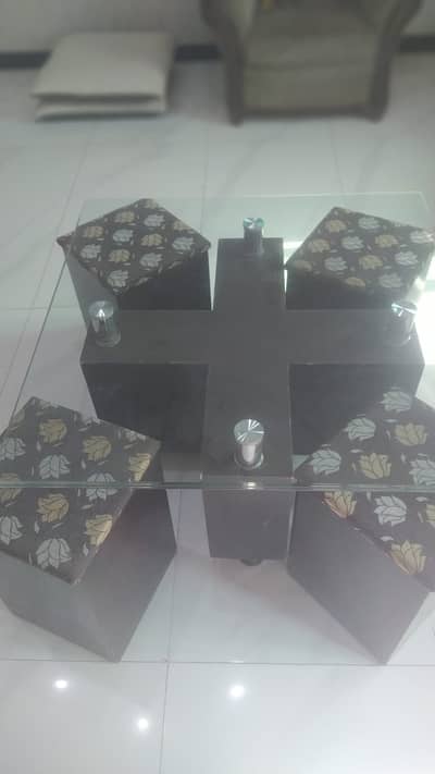 Square table with four stool seat