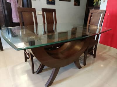 Dining table with 6 chairs