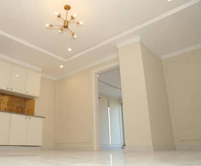 Apartment Available For Rent