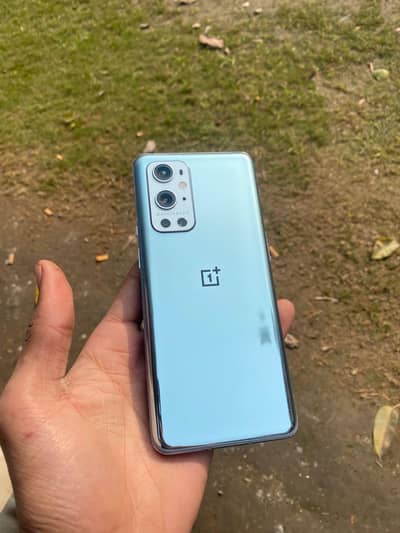 one plus 9 pro 5g 12/256