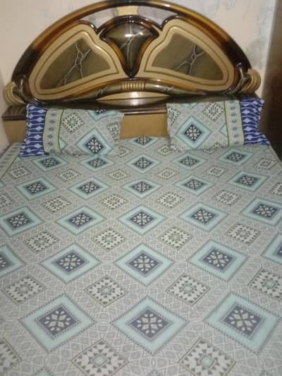 bed or wardrobe available agrent sell