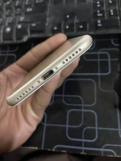 Iphone 7 PTA APPROVED 128 GB with box better service