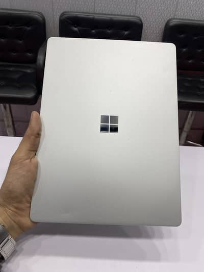 Microsoft Surface GO | Core i5-10th gen | 8/128 SSD | 2K Touch Display