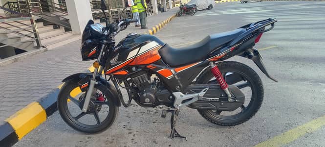 Honda  CB 150F ( Model 2022 ) good condition
