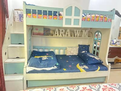 Kids triple bunker bed