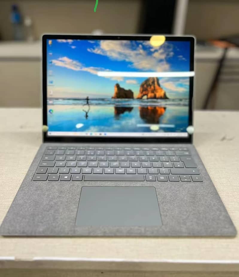 Microsoft Surface 0