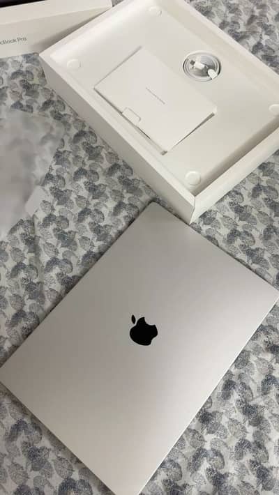 Apple MacBook Pro M1 – Excellent Condition