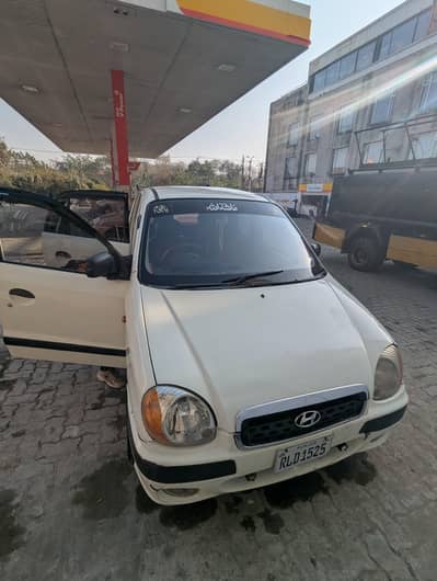 santro 2005 model  LPg installed