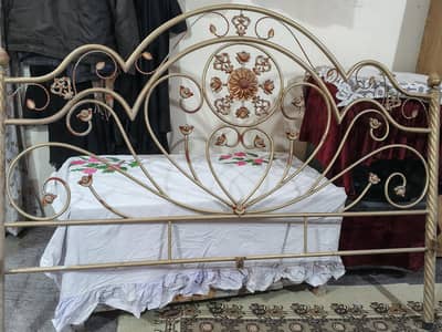 full size iron bed