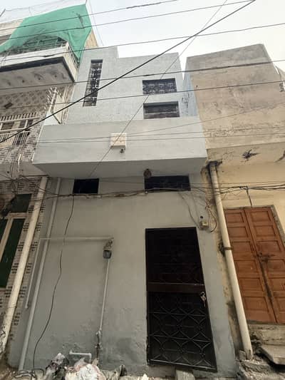 2.5 Marla Freshly Painted House with Separate Portions