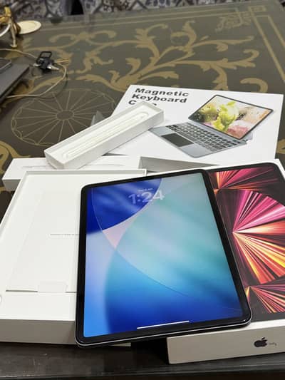 iPad Pro M1 chip 11” inch