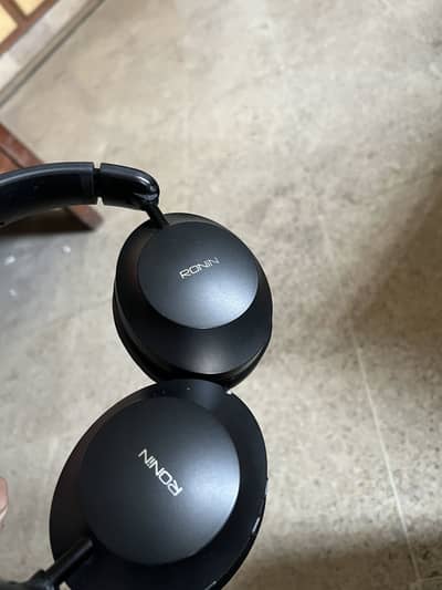 Ronin headphones
