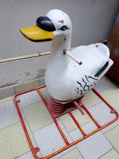 swinging duck for kids