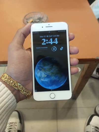 iPhone 8 Plus non pta all ok 256 gb battery 84 panel change ha 10/9