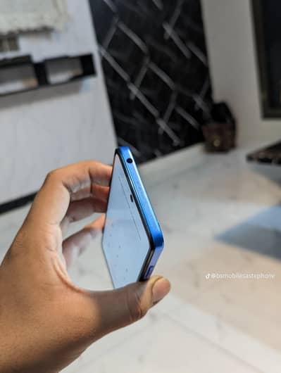 MOTOROLA G04S 8GB RAM 256 GB ROOM PTA APPROVED